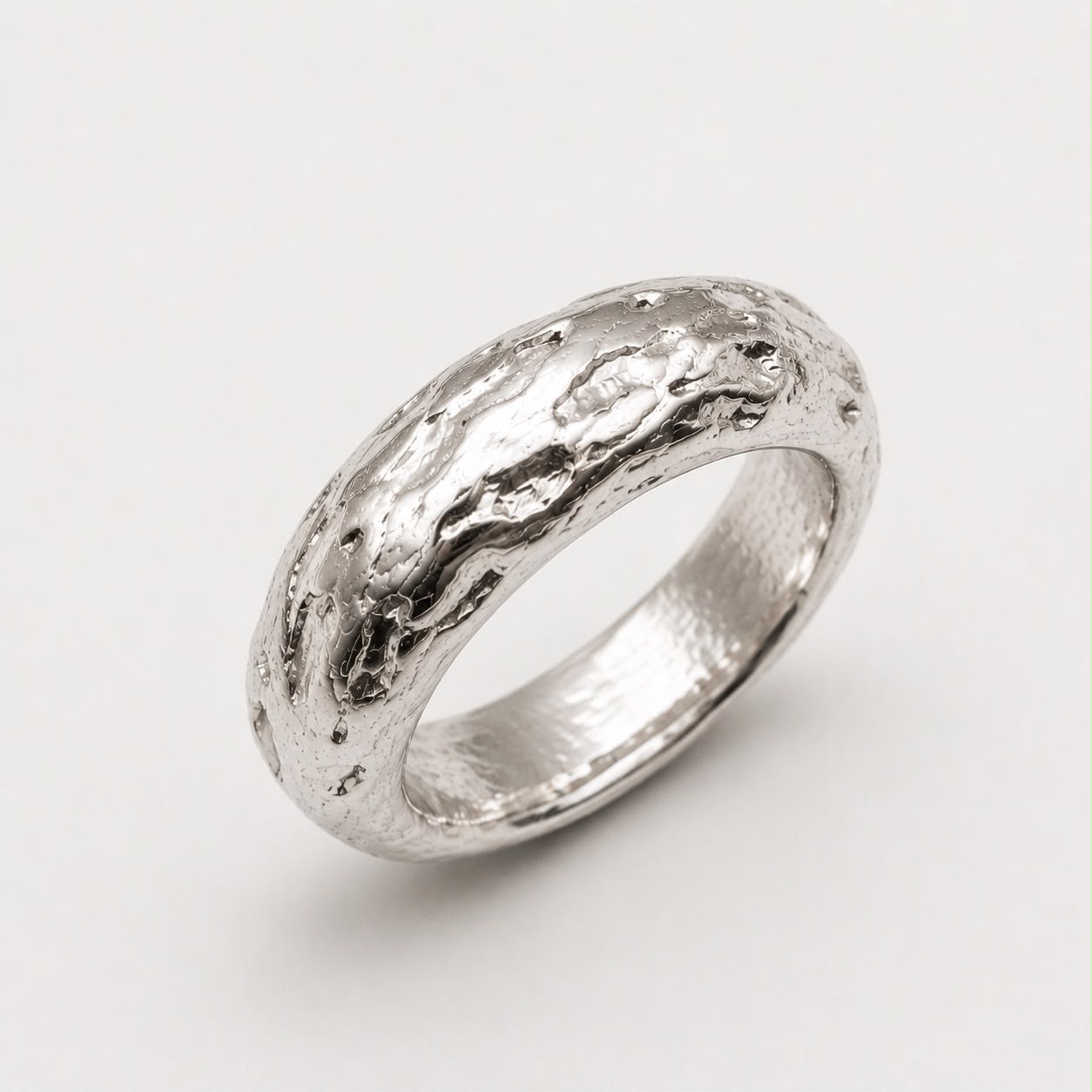 Lux ring